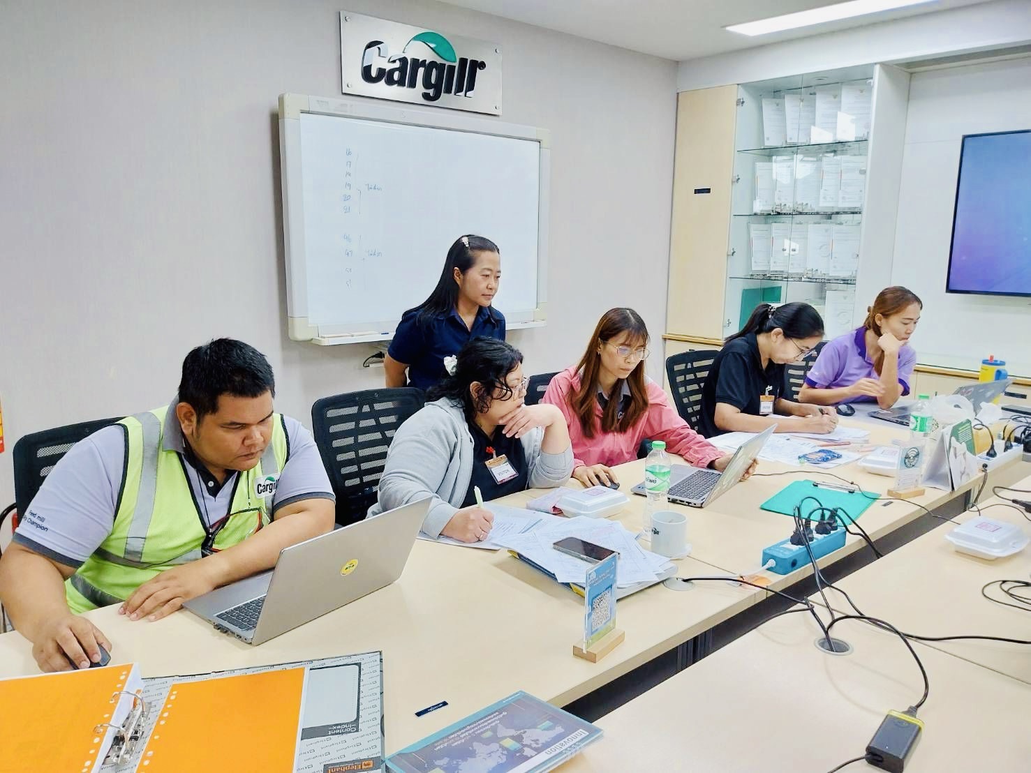 CARGILL 04
