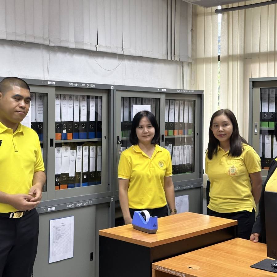 กองควบคุมอาหารและยาสัตว์ ทำการตรวจเยี่ยมการดำเนินงานกิจกรรม 5ส. ภายในหน่วยงาน