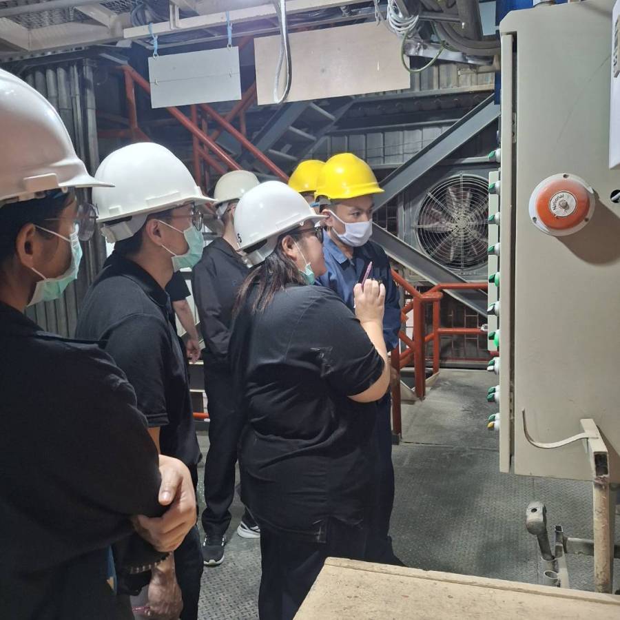 กองควบคุมอาหารและยาสัตว์ เข้าตรวจประเมินระบบ GHPs และ HACCP โรงงานผลิตอาหารสัตว์ประเภทอาหารสัตว์ผสมสำเร็จรูปชนิดเม็ด ชนิดผง และหัวอาหารสัตว์ชนิดผง ในพื้นที่จังหวัดเพชรบุรี