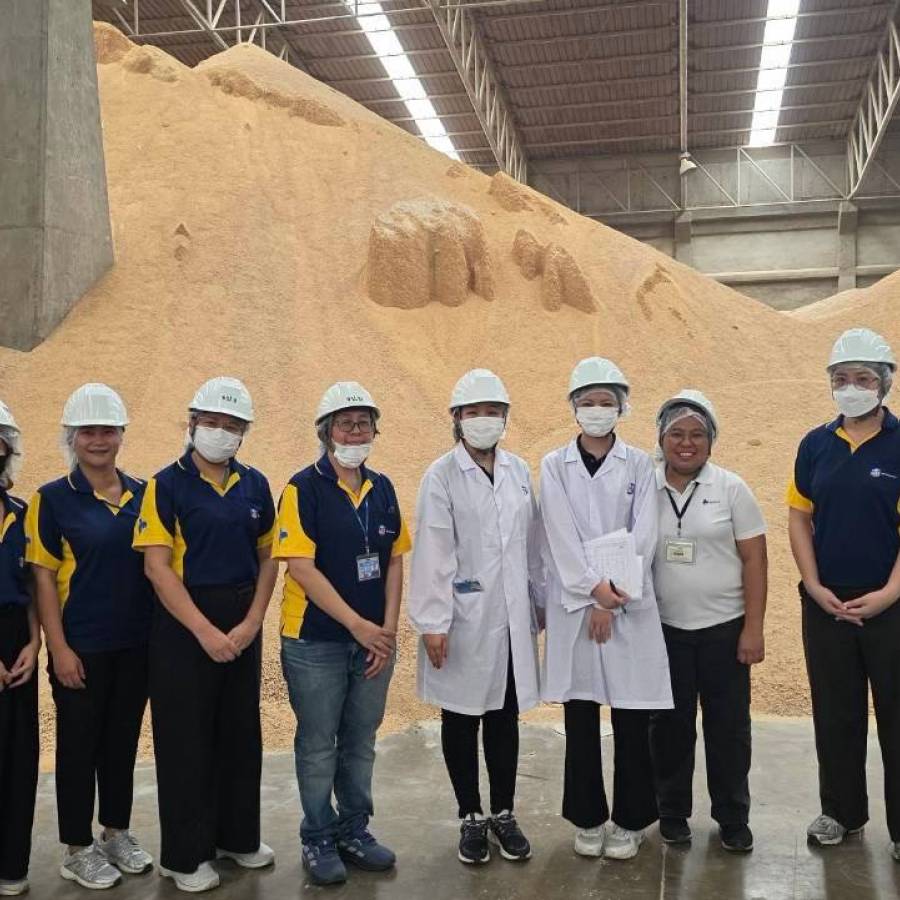 กองควบคุมอาหารและยาสัตว์ เข้าตรวจประเมินระบบ GHPs และ HACCP โรงงานผลิตอาหารสัตว์ ประเภทวัตถุที่ผสมแล้ว ชนิดอาหารสัตว์ผสมสำเร็จรูป ในพื้นที่จังหวัดชลบุรี